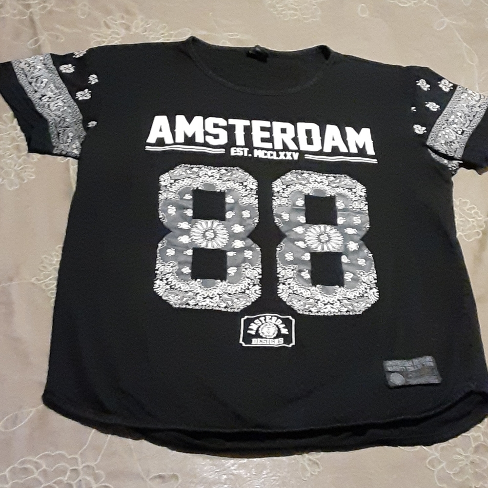 AMSTERDAM DESIGNS BEAUTIFUL TOP SIZE L WOMENS